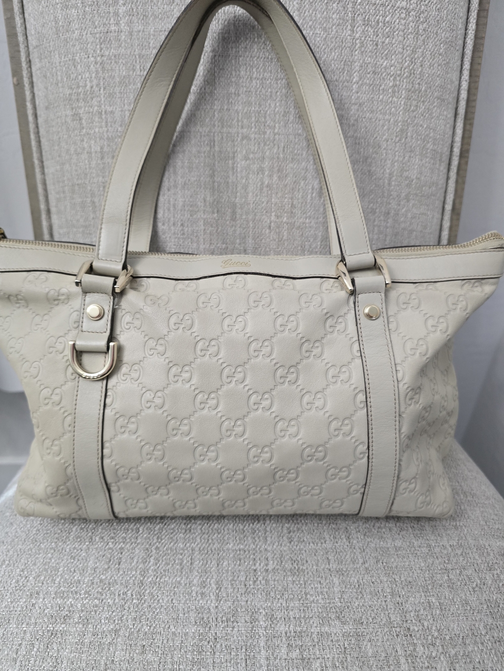 Gucci Cream Embossed Leather Shoulder Bag